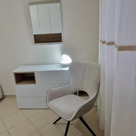 Apartment Adriatik Sea View 2 Bedroom *